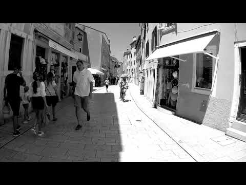 Ulica Carera Rovinj - Via Carera Rovinj (bnw)