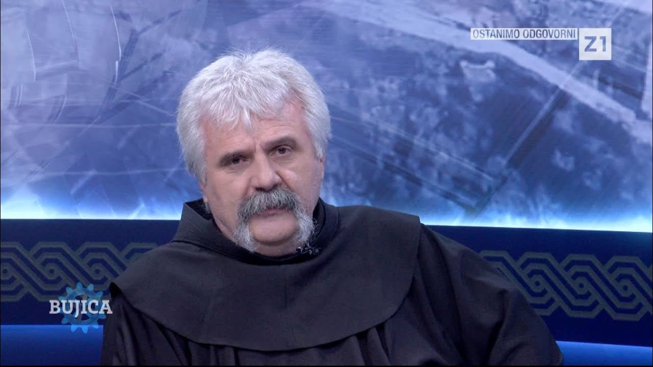 BUJICA 7.7.2021. FRA VUK: Političare koji su donijeli mjere protiv vjernika, istjerao bih iz crkve!