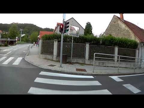 Samobor - Stražnička ulica i Osnovna skola Samobor #samobor #croatia