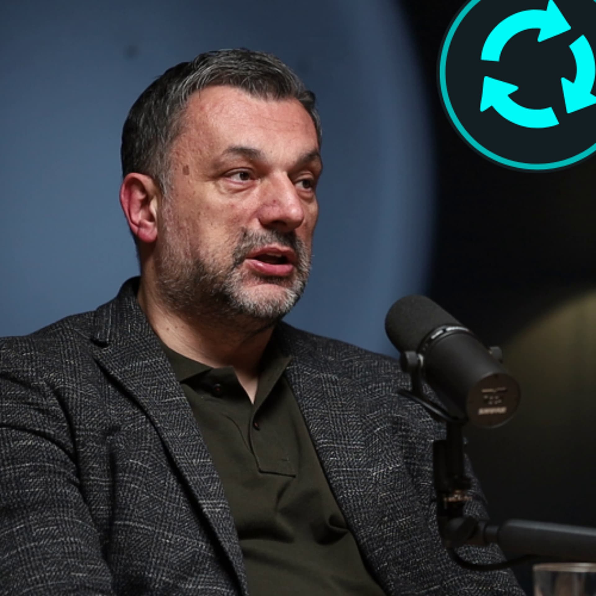 Kružni tok - ELMEDIN KONAKOVIĆ