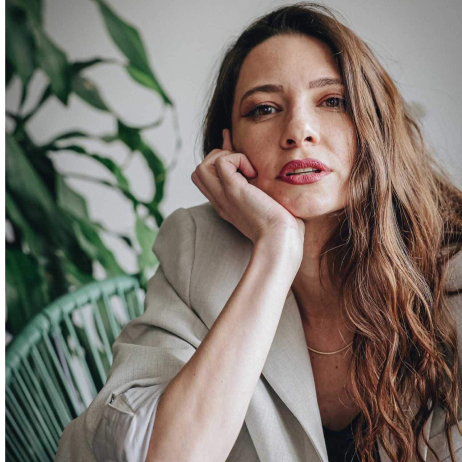 Intimno sa Sarom Renar