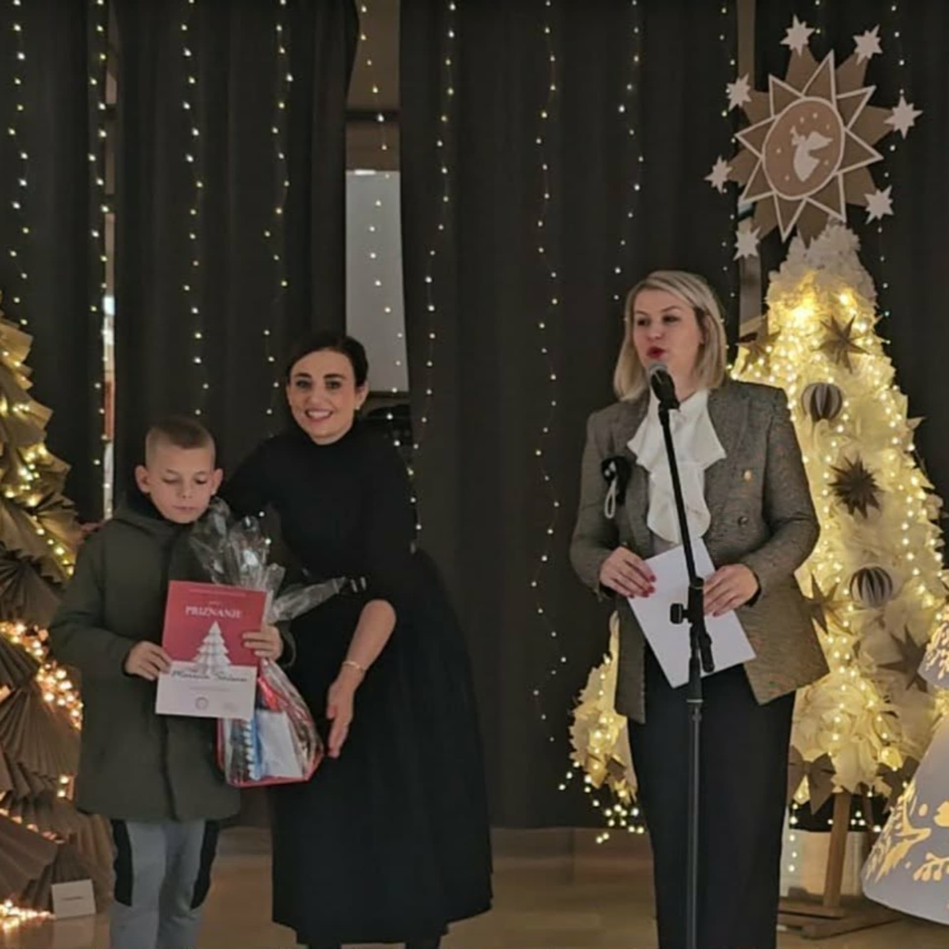 Papirnati bor (Život škole, 11.12.2025.)