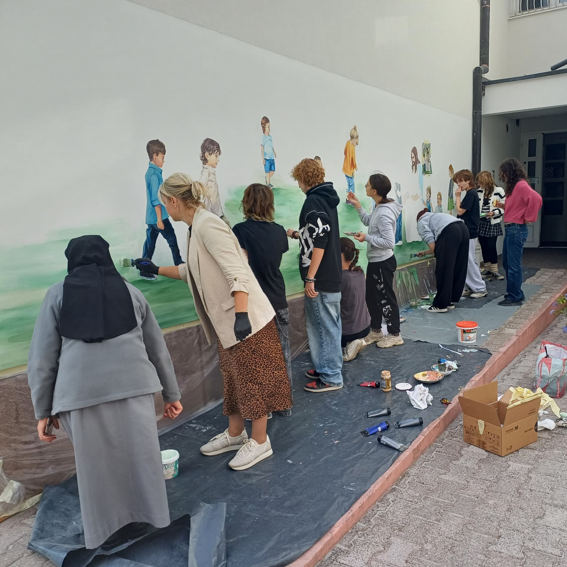 Učenici ŠPUD-a izradili mural u Montessori DV Sunčev sjaj – Nazaret (Život škole, 15.10.2026.)